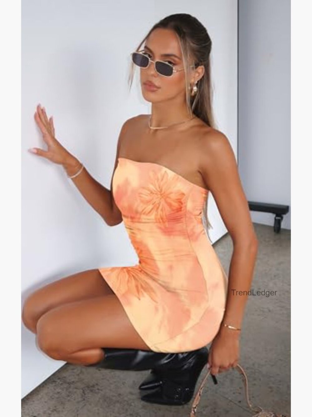 Strapless Ruched Bodycon Mini Dress Club Party Y2K - Picture 3 of 7